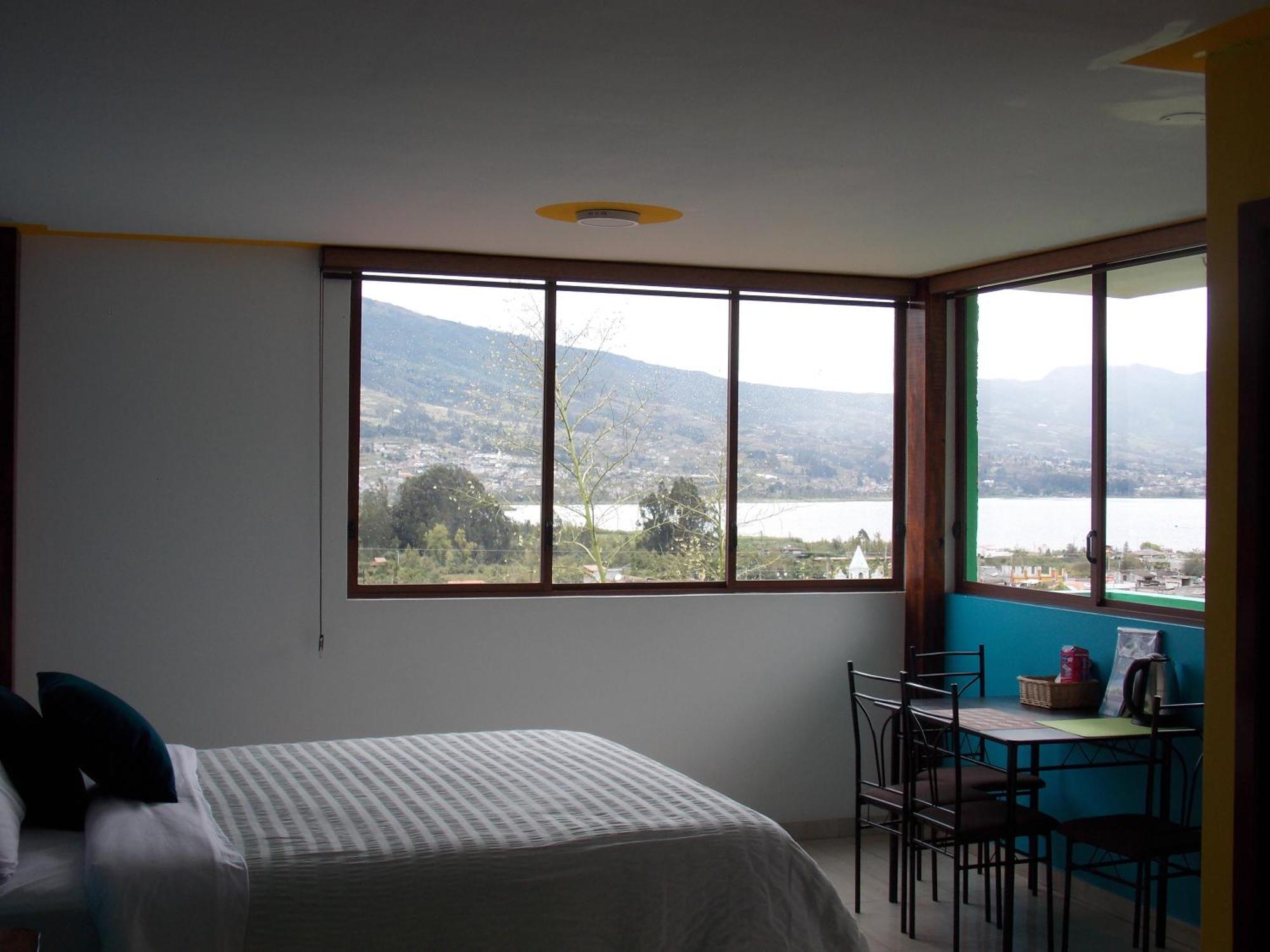 Green House Araque Inn 오타발로 외부 사진